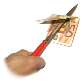 Couteau à Travers le Billet